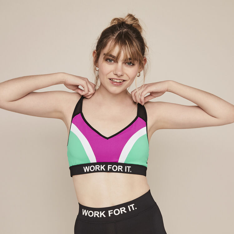 Wonderwomiz sports bra with slogan black.