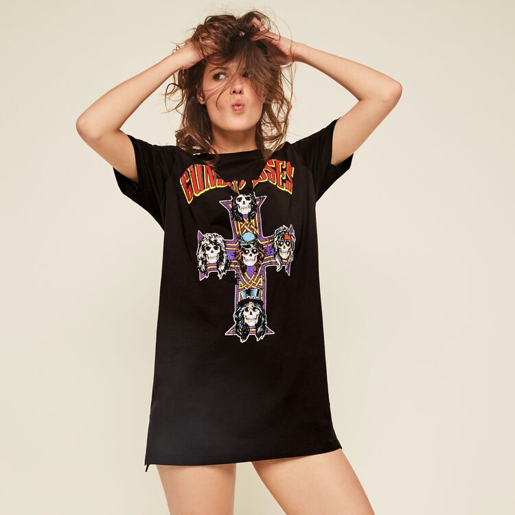Gunsnrosiz long black shirt Gunsnrosiz long black shirt;