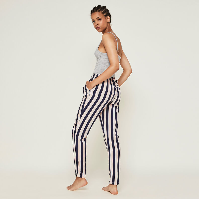 Crop top z zapięciem na zatrzaski petitdebiz Crop top z zapięciem na zatrzaski petitdebiz;