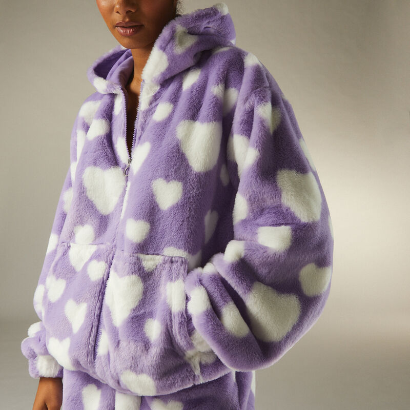 zipped faux fur hoodie with heart print;