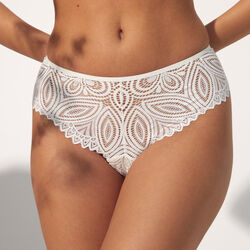guipure briefs;