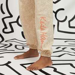 soft fleece joggers with print;