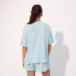 short-sleeved loose-fitting plain t-shirt;