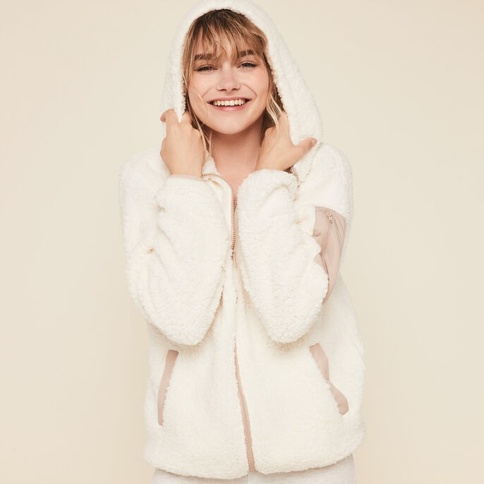 Borgiz hooded fleece jacket off-white.