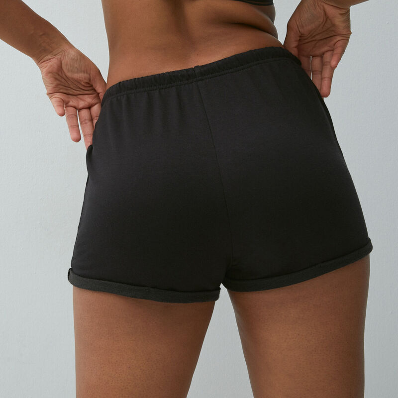 plain shorts with drawstring detail - black plain shorts with drawstring detail - black;