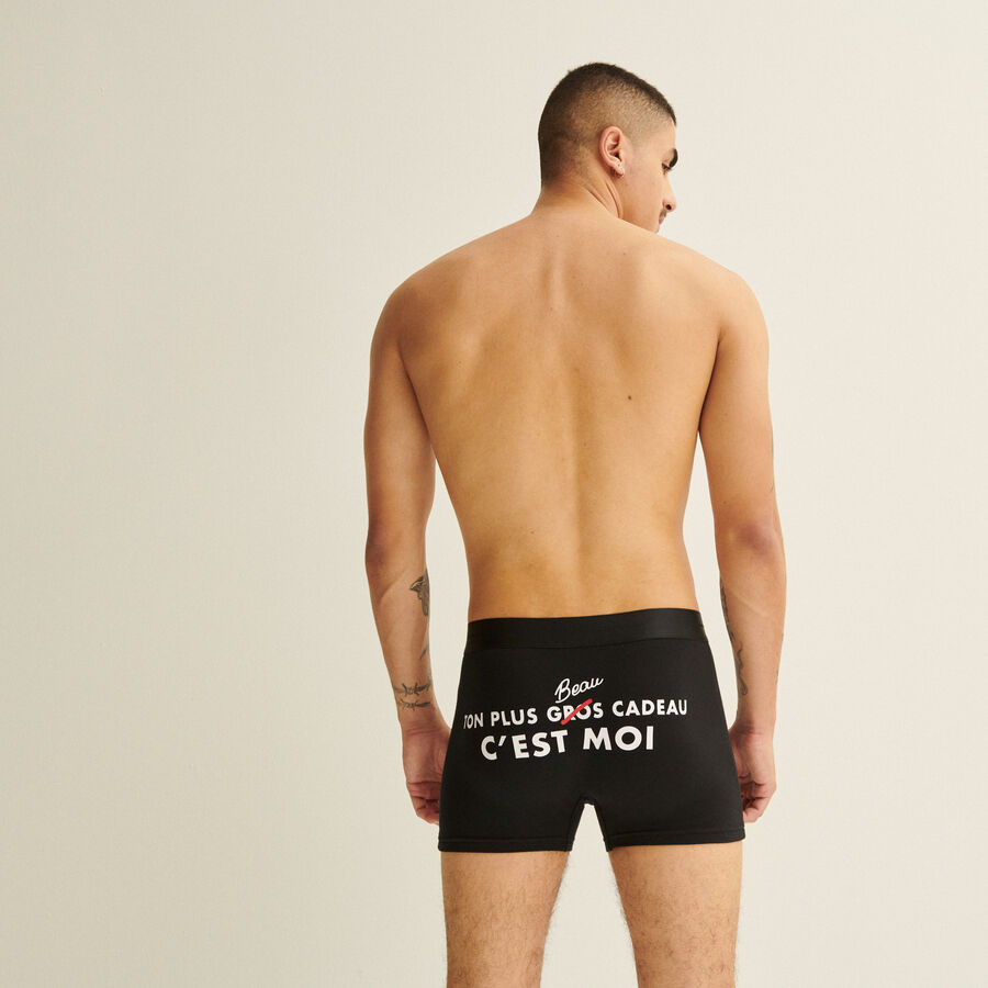 boxers with "ton plus beau cadeau c'est moi" slogan - black;