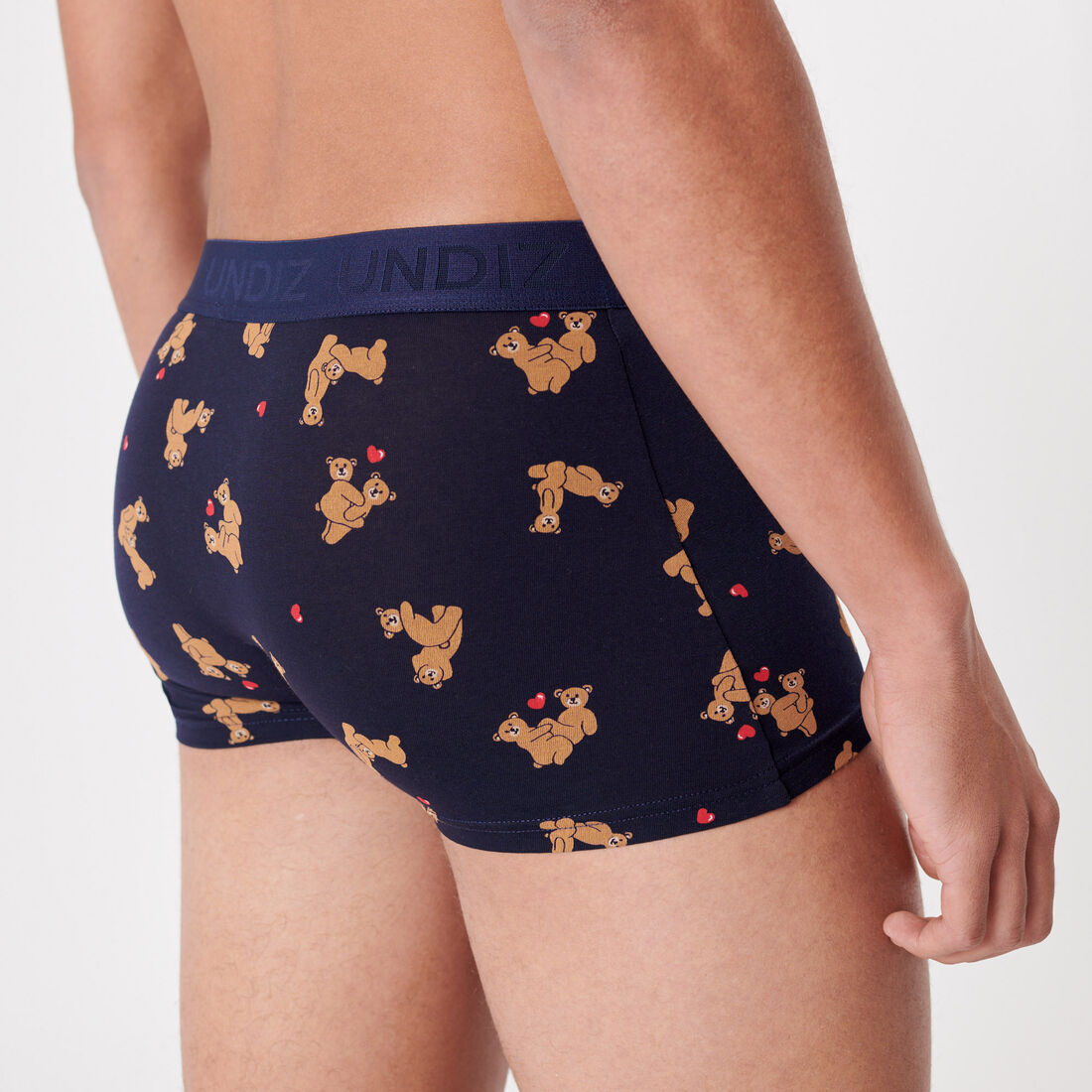 cotton boxers with bear motifs;