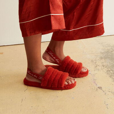 faux fur slippers - red ochre;