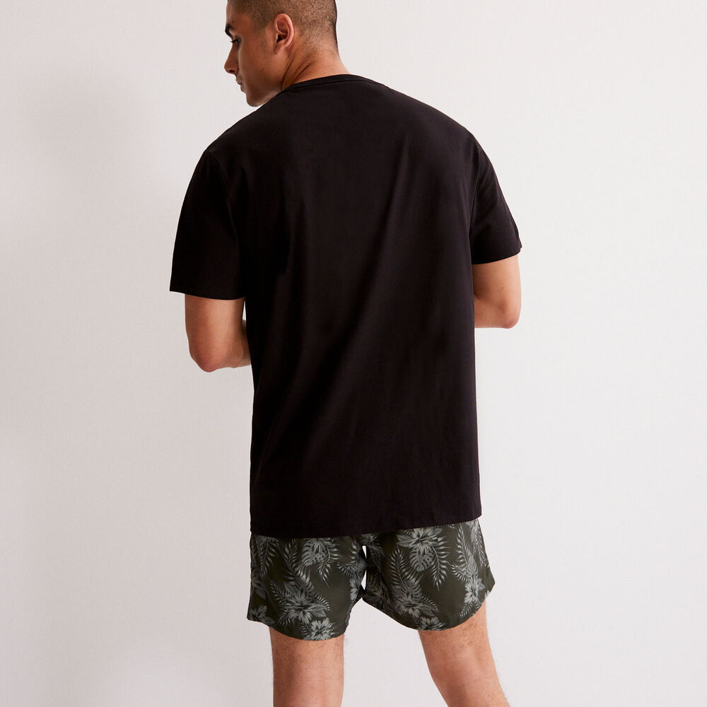 Beach please t-shirt - black black.