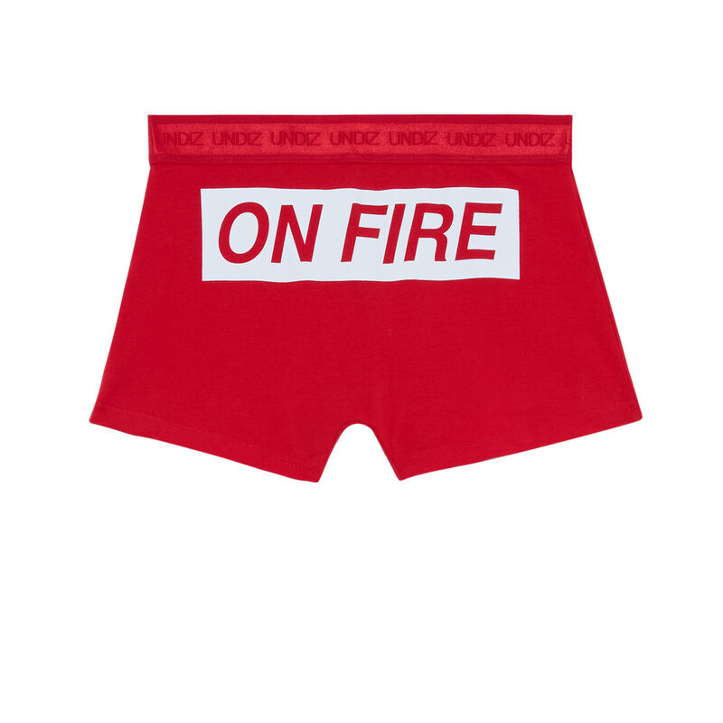 bokserki z napisem on fire — kolor czerwony bokserki z napisem on fire — kolor czerwony;