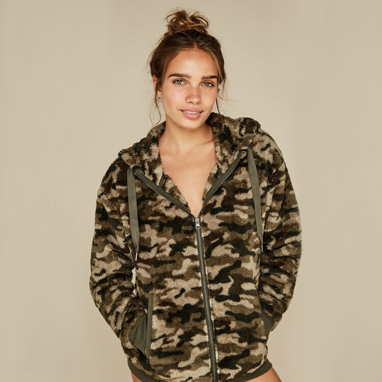 Khaki camoyopiz jacket green.
