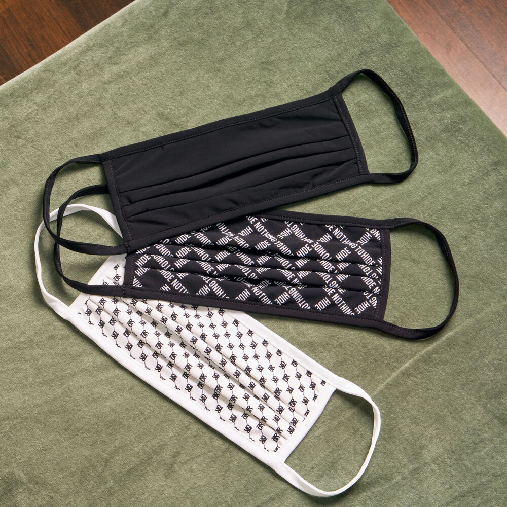 Pack of three 'nothing to hide' masks - black black.