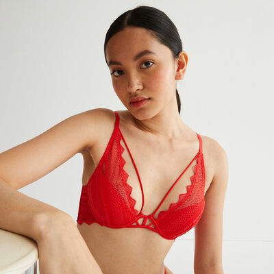 push-up bra with cut-outs - red;