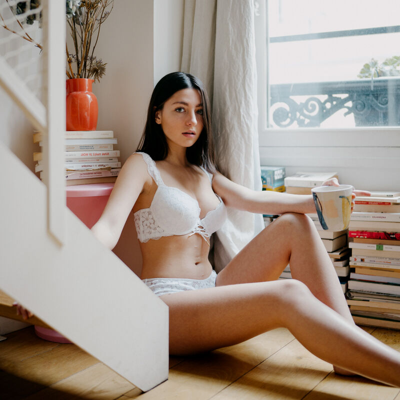 padded lace bra with straps - white padded lace bra with straps - white;