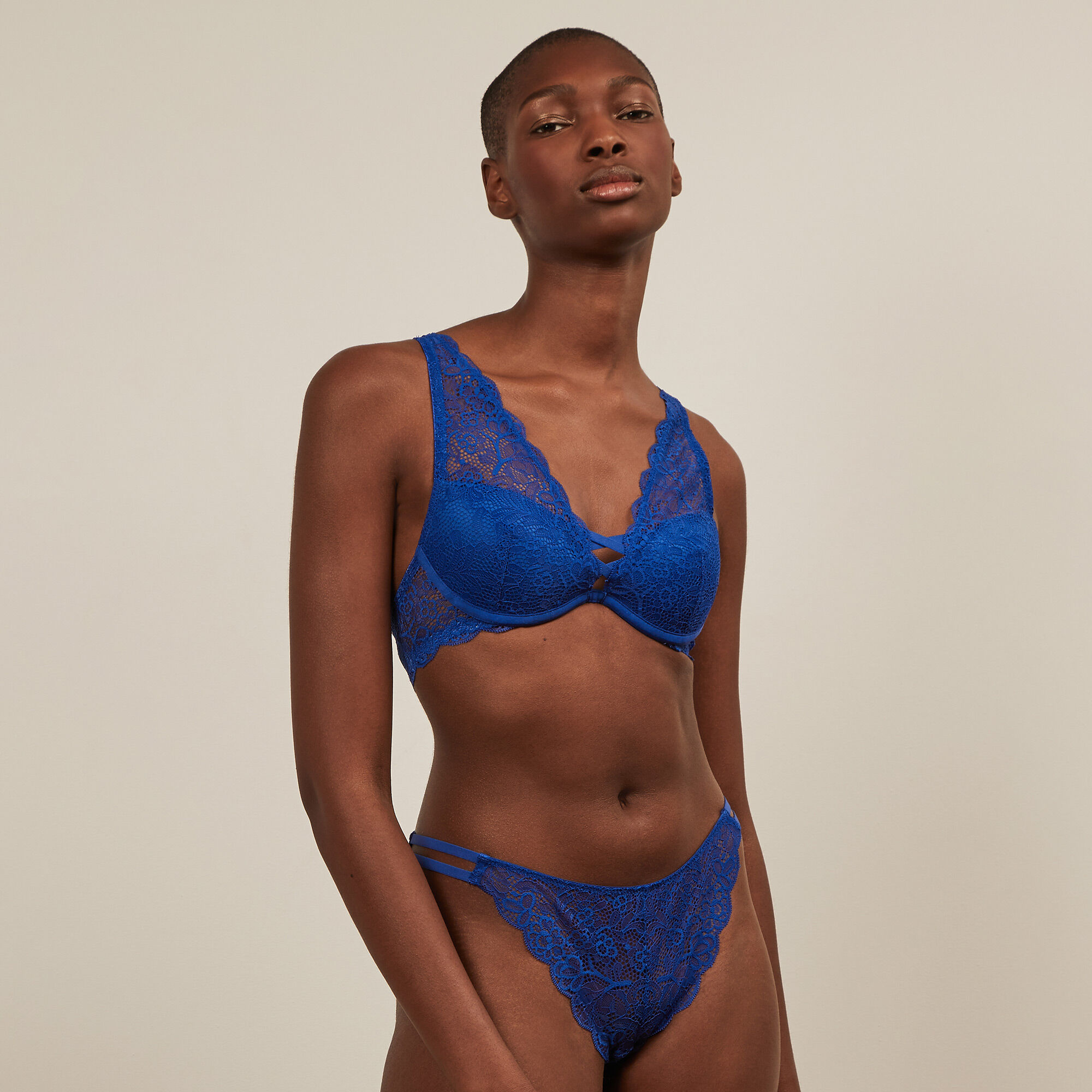 royal blue lace bra