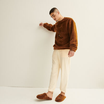 chewbacca slippers - brown;