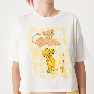 t-shirt with Simba and Nala print;