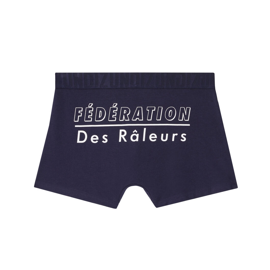 boxers with "fédération des râleurs" [association of whingers] text;
