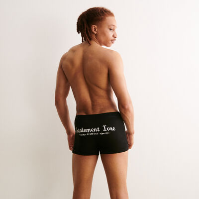 boxer with "drunk on love" motif - black;