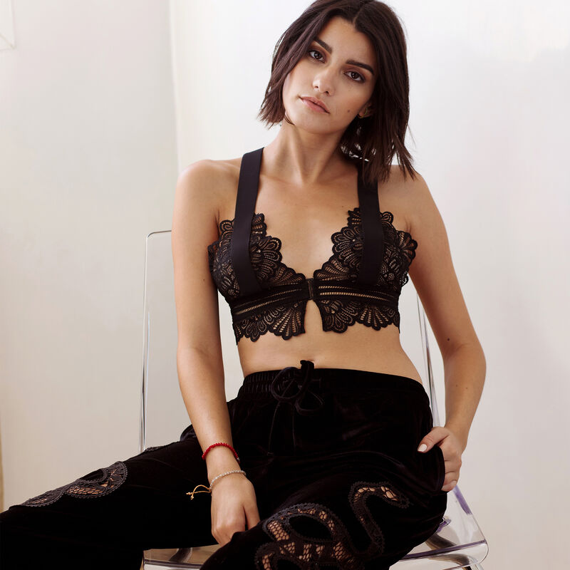 Snake tattoo non-wired bra - black Snake tattoo non-wired bra - black;