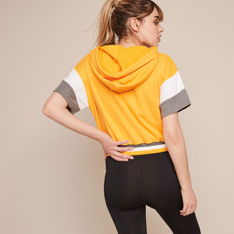 Спортивная толстовка с надписью basicsportiz Спортивная толстовка с надписью basicsportiz ;