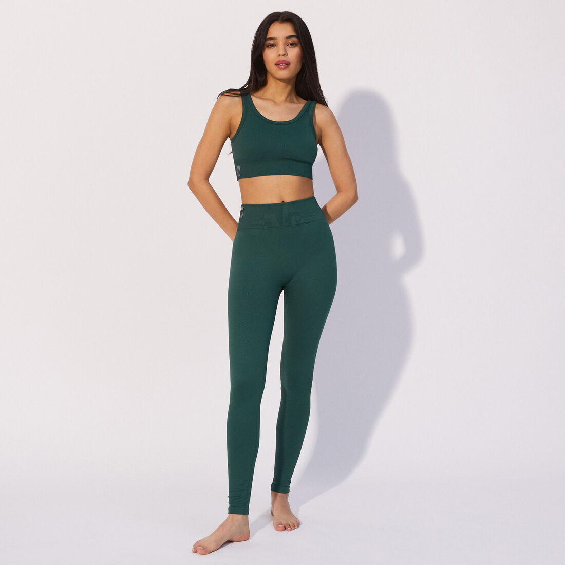 non-wired sports bra - forest green;