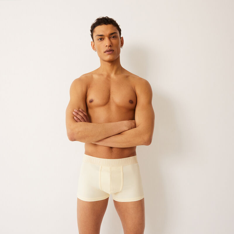 plain boxer with Undiz print elastic - beige. plain boxer with Undiz print elastic - beige.;