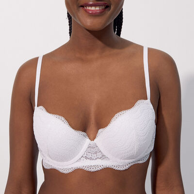 padded lace bra with charm;