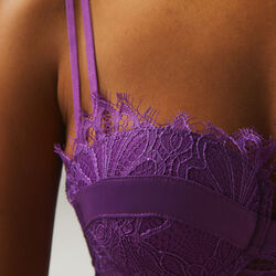 floral lace push-up bra;