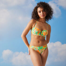 tropical print tanga bikini bottoms;