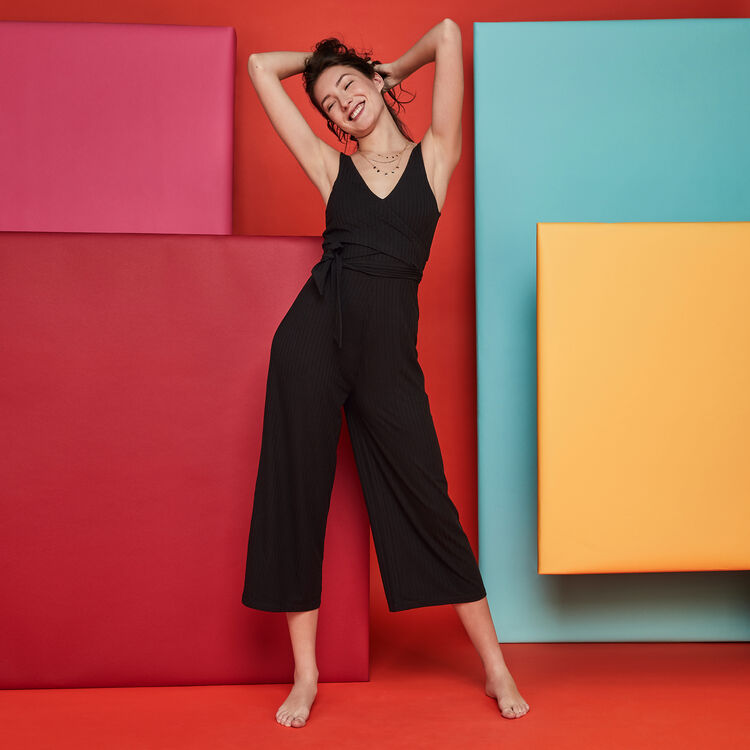 Newcroiseriz black jumpsuit black.