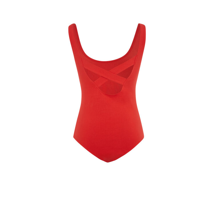 Cocabodiz red body Cocabodiz red body;