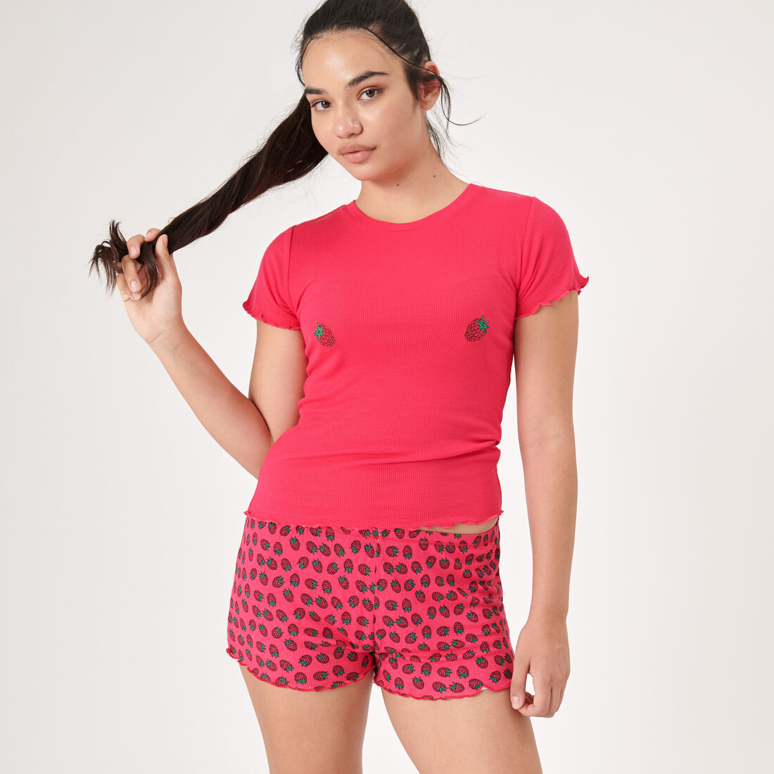 raspberry pattern shorts;