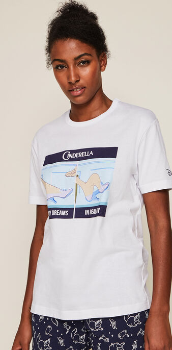 Short-sleeved, cinderella print top white.