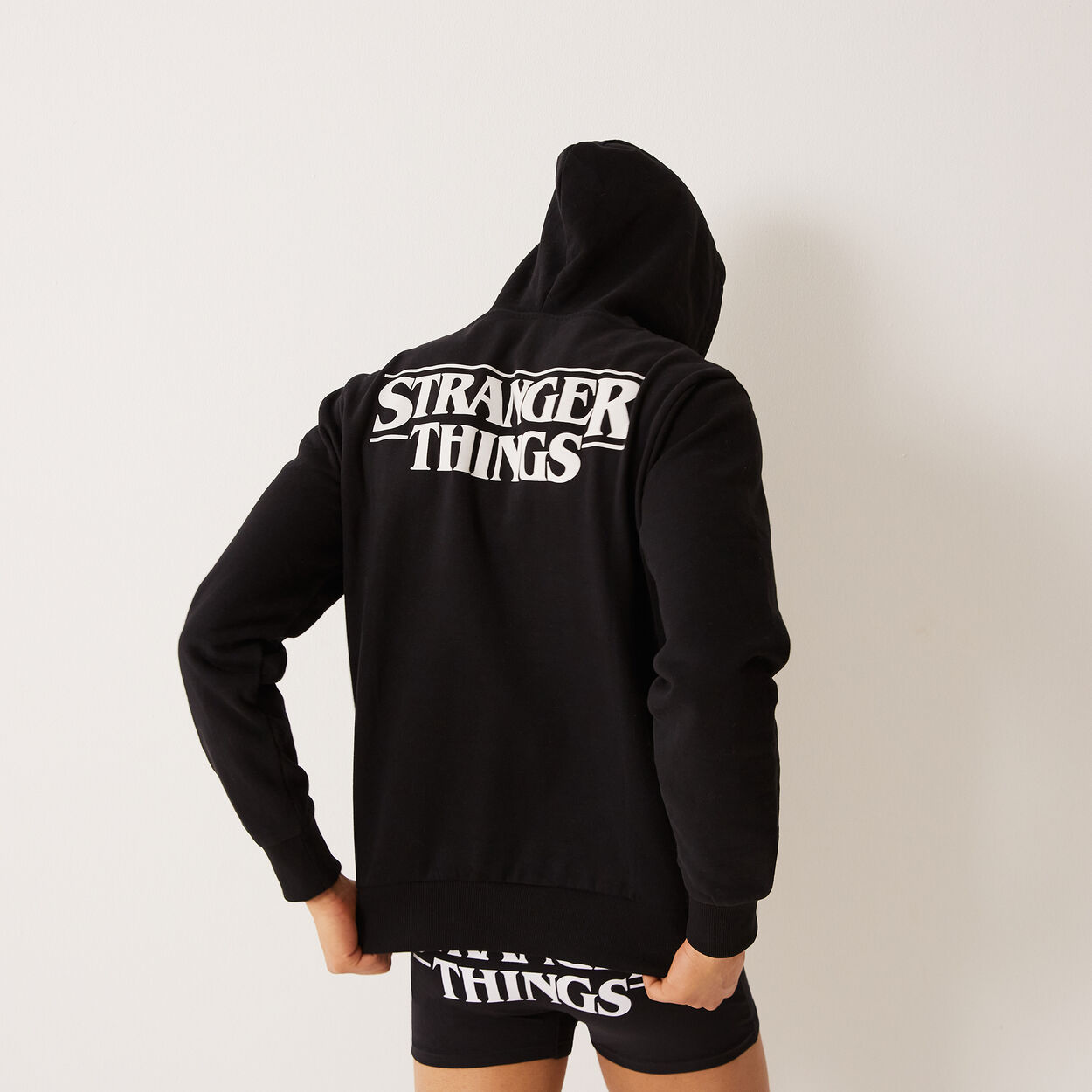 Stranger Things hoodie - black - black - Undiz