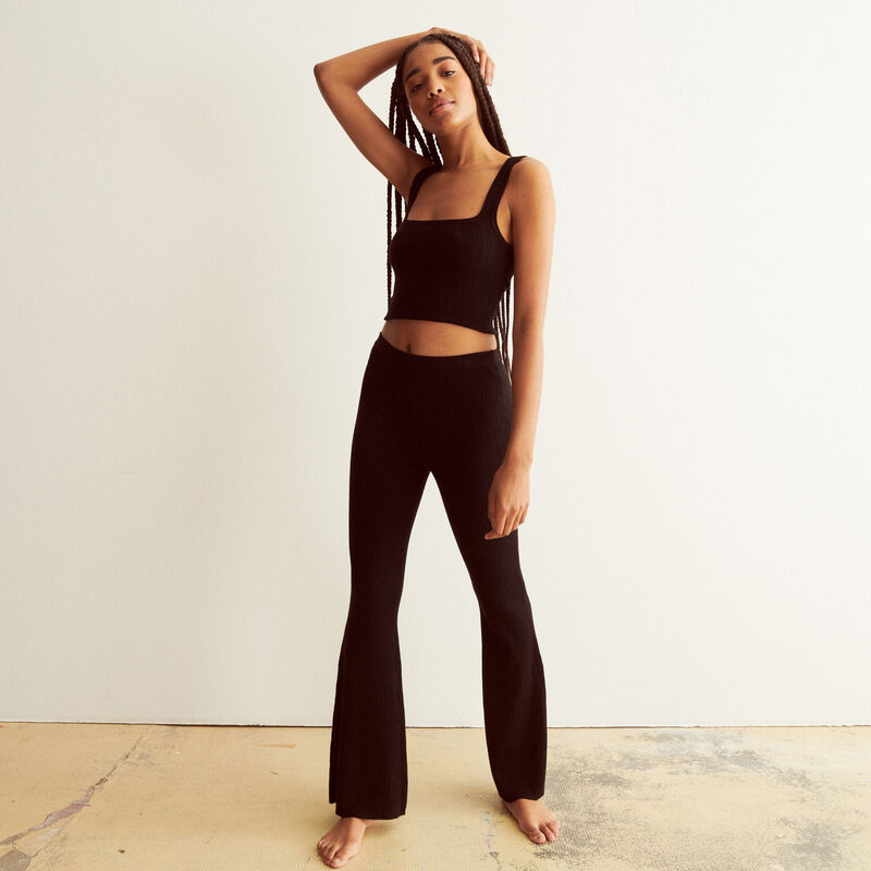 flared knit trousers - black;