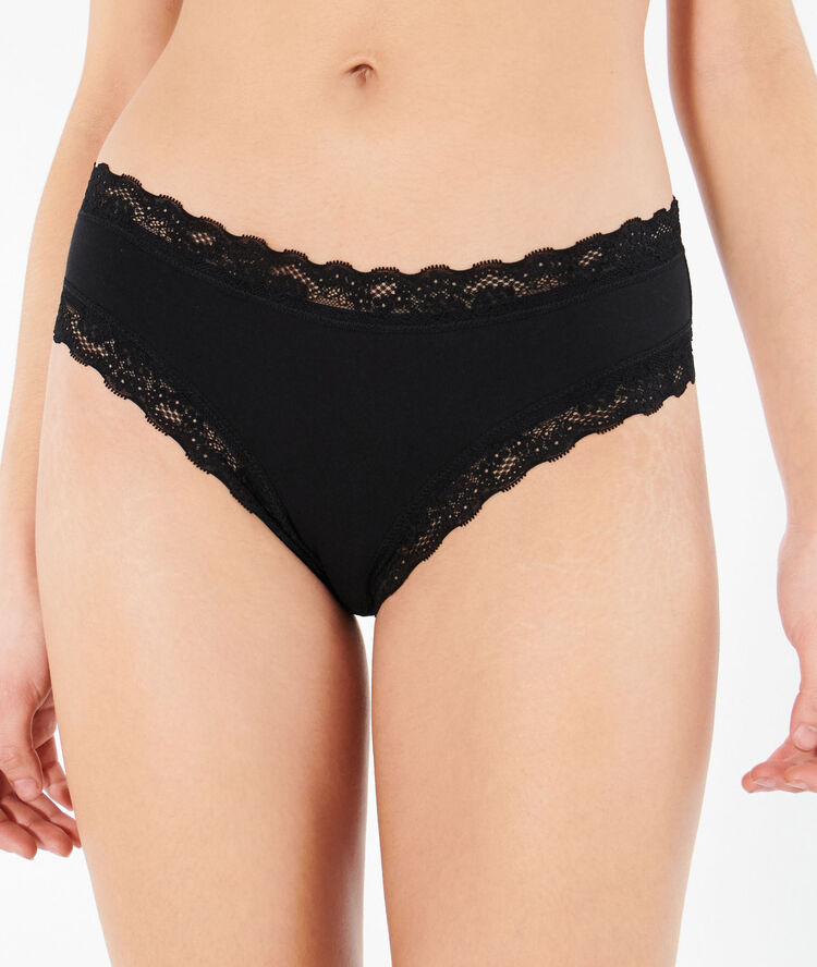 New skinny black shorty black.