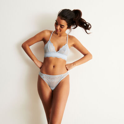 non-wired triangle bra with gold chain detail - sky blue;