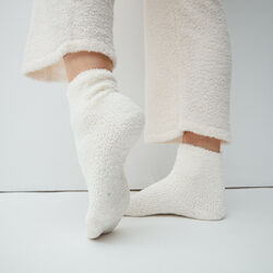plain socks;