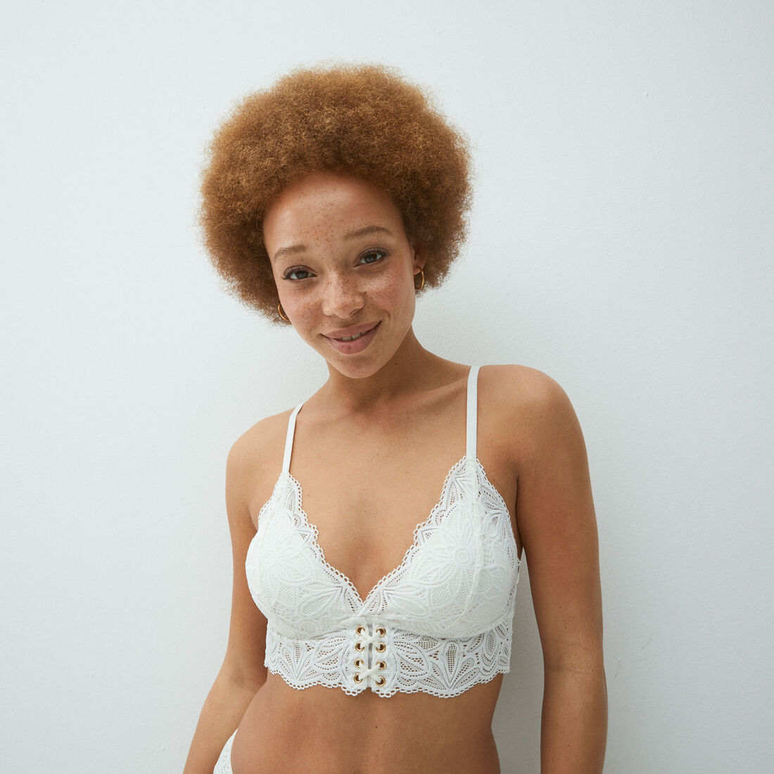 non-wired triangle bra with lacing;