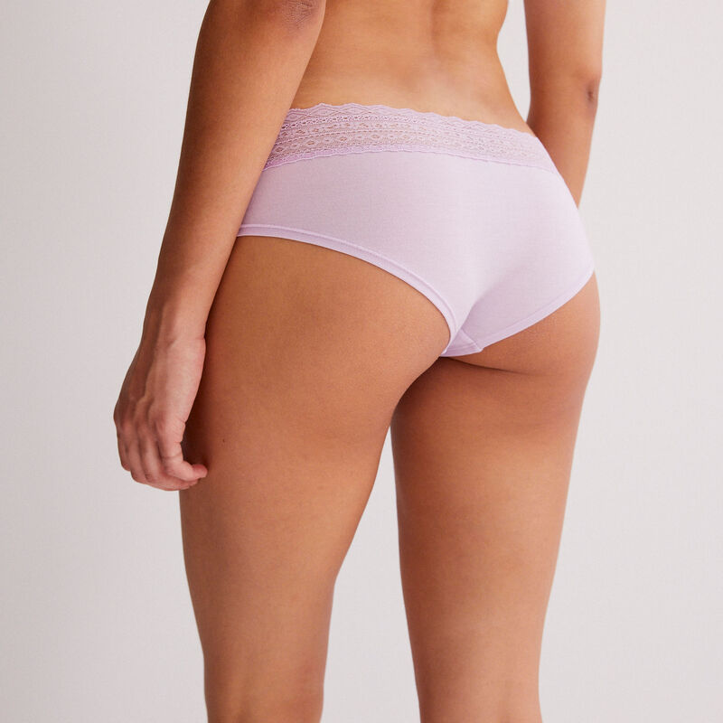 Cotton shorty with lace - lilac Cotton shorty with lace - lilac;