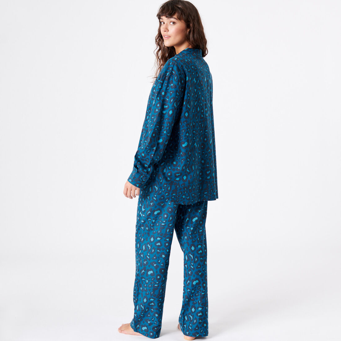pantalon de pyjama à motifs léopard;