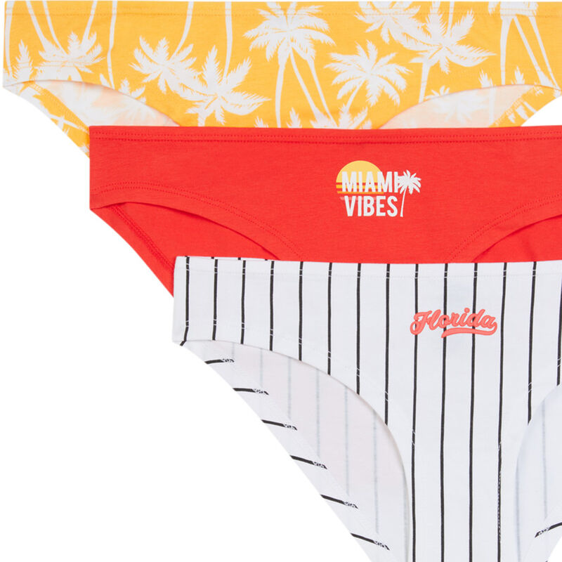 Pack of 3 pairs of summer vibes knickers - white Pack of 3 pairs of summer vibes knickers - white;