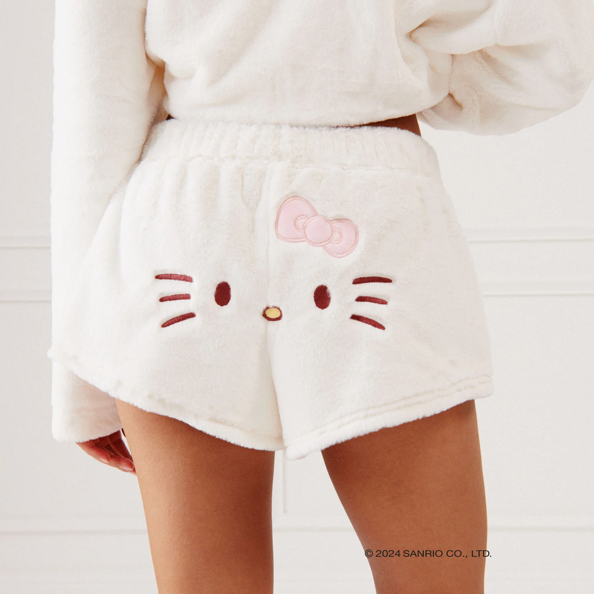 パンツ FLUFFY SHORT PANTS Eaphi Pacsun Leopard 8 Ball Applique Slim Sweat Shorts | PacSun