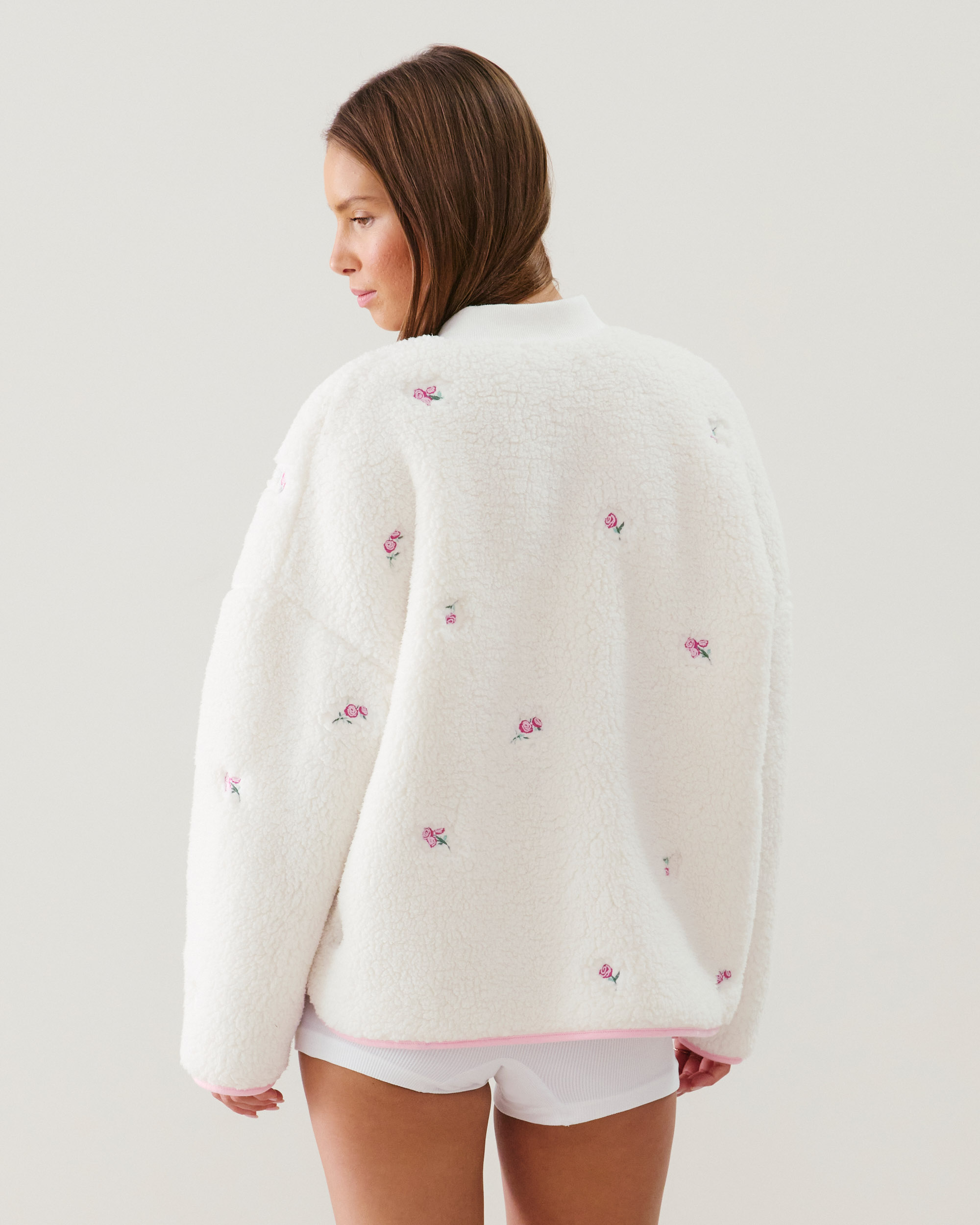 Fleece jacket with embroidered floral patterns - ecru - Undiz