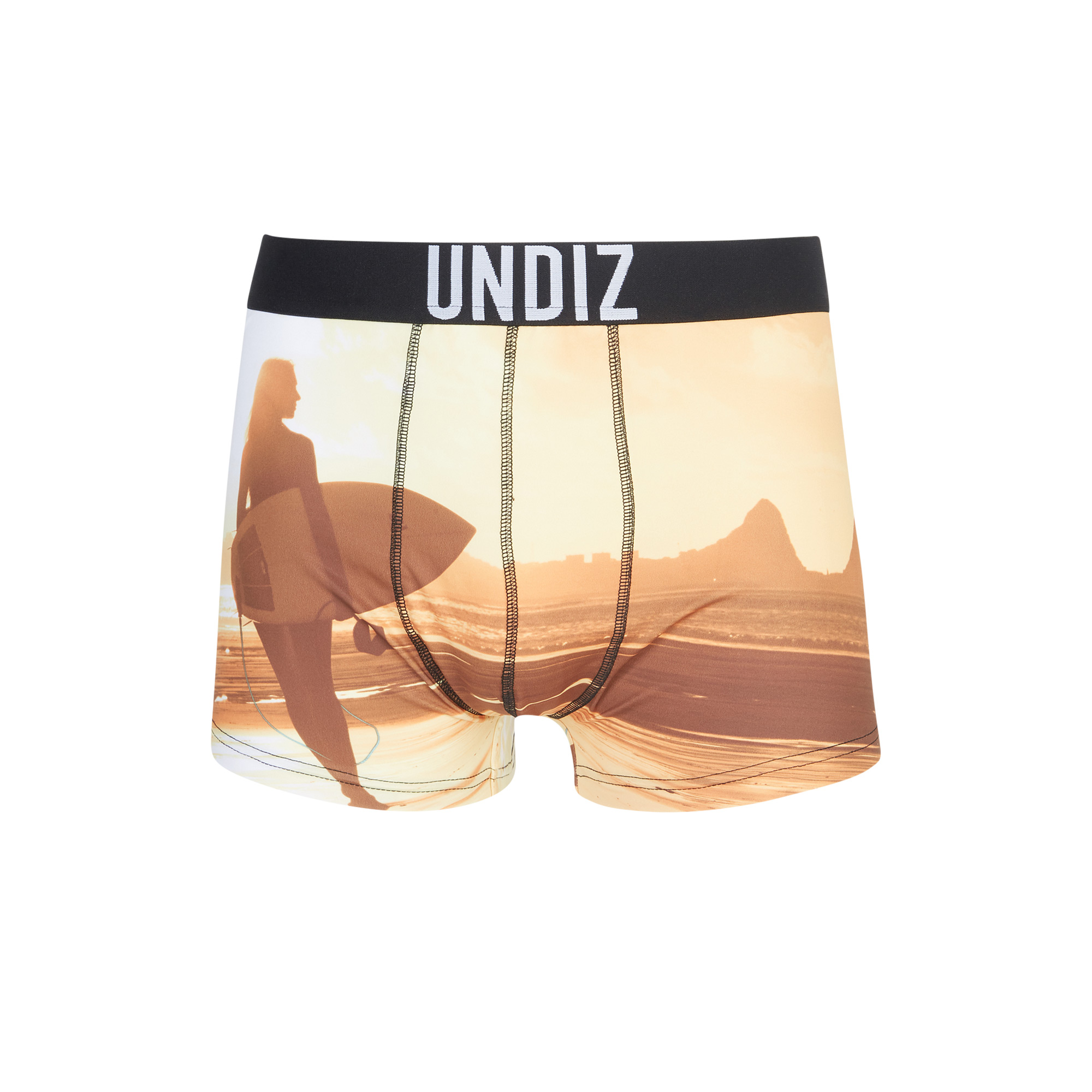 Juramiz black boxer shorts;