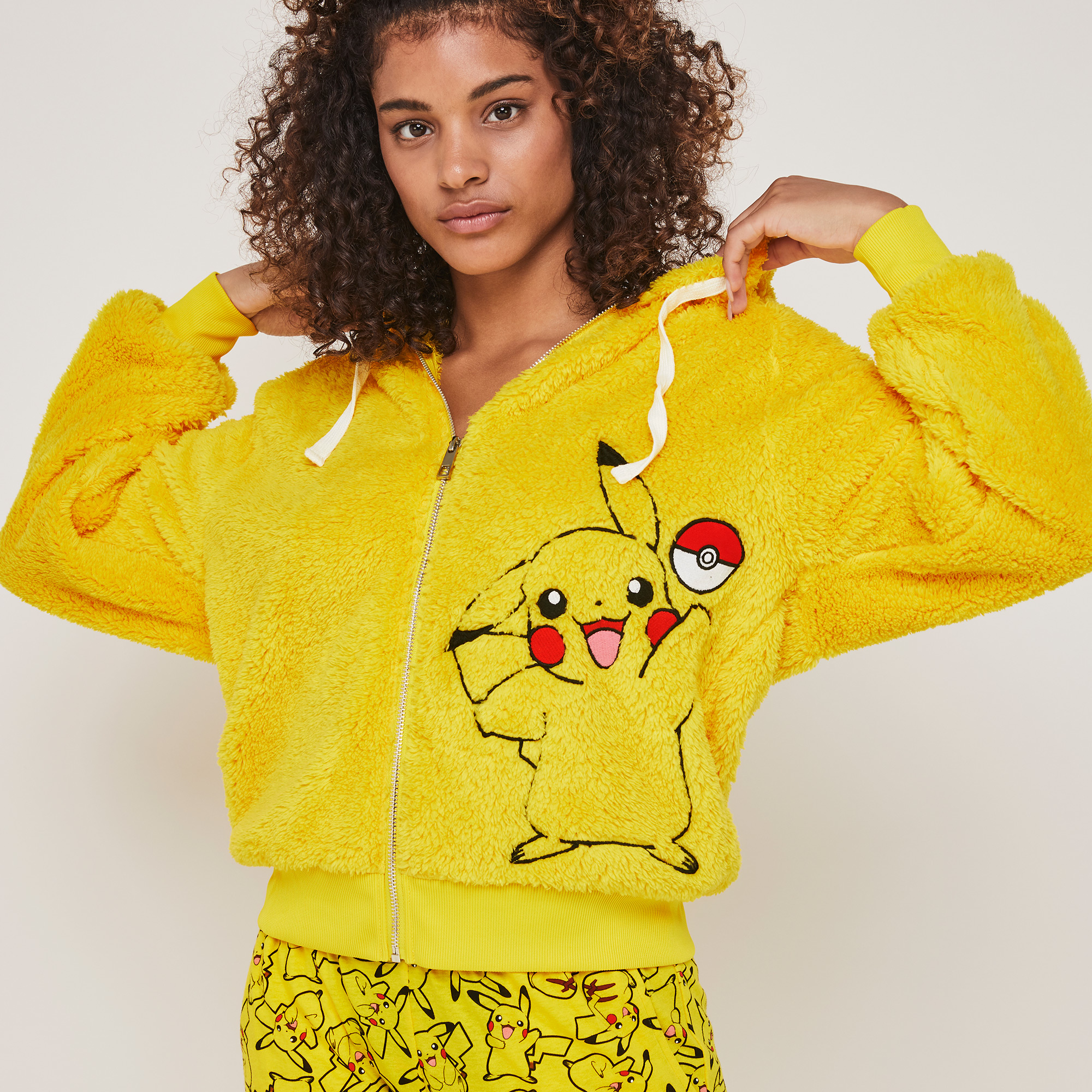 Куртка из флиса с капюшоном и принтом "Пикачу" pikaballiz;